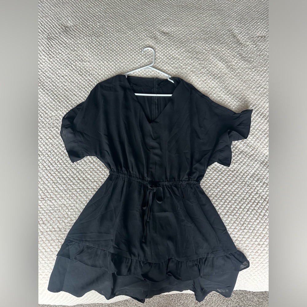 Black short sleeve romper